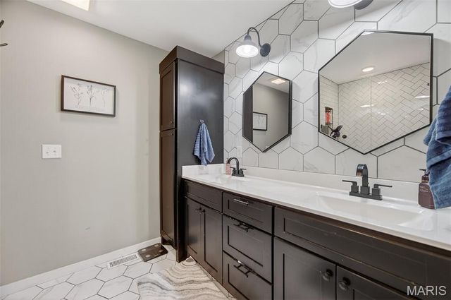 22675 Reporter Road, Waynesville, MO 65583