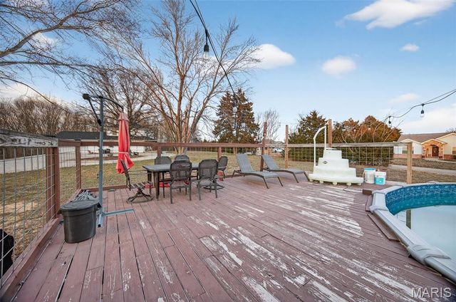 22675 Reporter Road, Waynesville, MO 65583