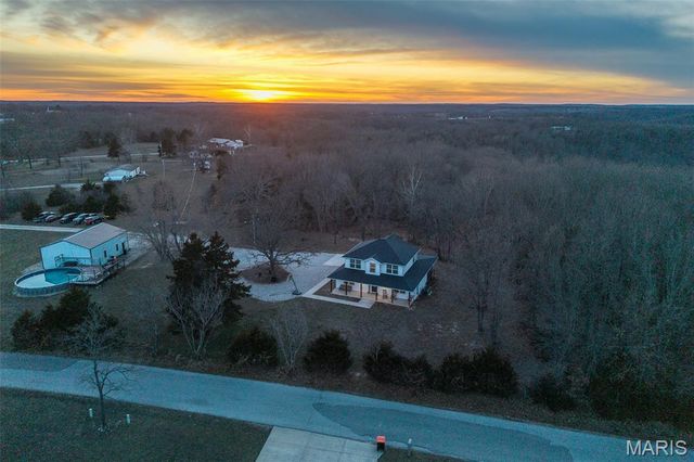 22675 Reporter Road, Waynesville, MO 65583