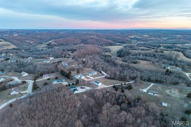 22675 Reporter Road, Waynesville, MO 65583