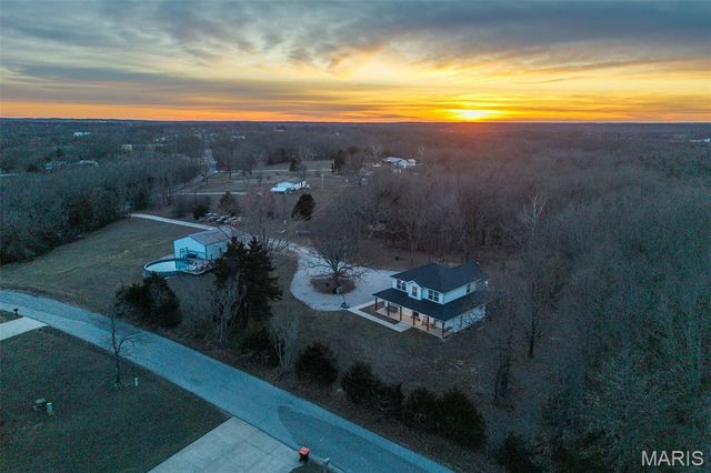 22675 Reporter Road, Waynesville, MO 65583