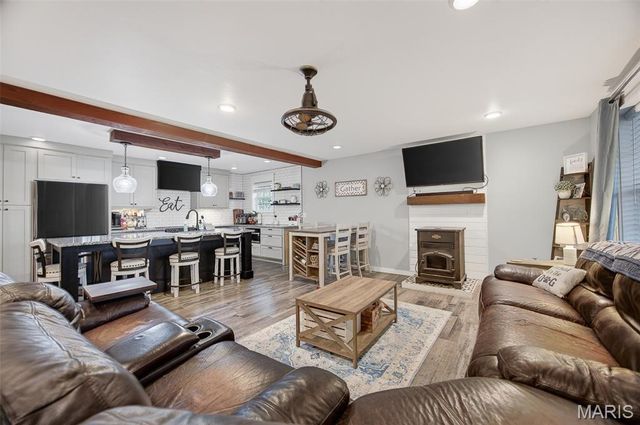 22675 Reporter Road, Waynesville, MO 65583