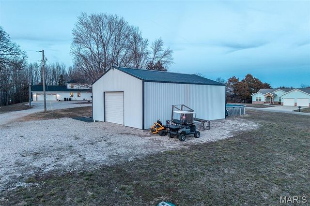 22675 Reporter Road, Waynesville, MO 65583