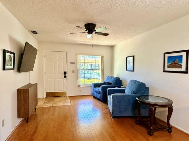 1114 CASTLEMAY CIRCLE, Dunedin, FL 34698