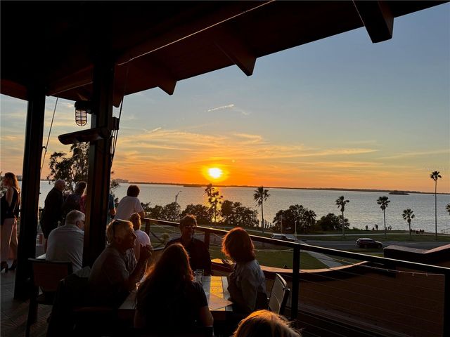 1114 CASTLEMAY CIRCLE, Dunedin, FL 34698