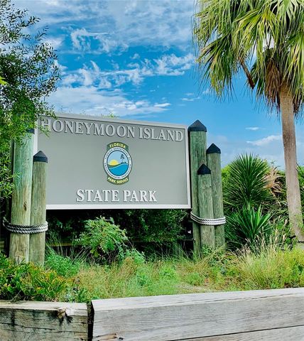 1114 CASTLEMAY CIRCLE, Dunedin, FL 34698