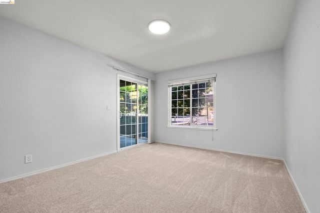 580 Canyon Oaks D, Oakland, CA 94605