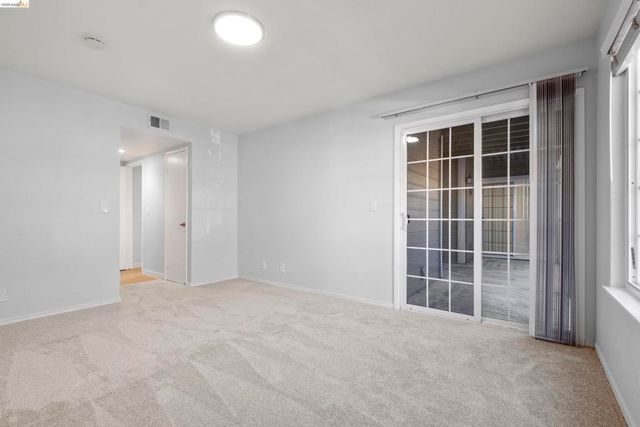 580 Canyon Oaks D, Oakland, CA 94605