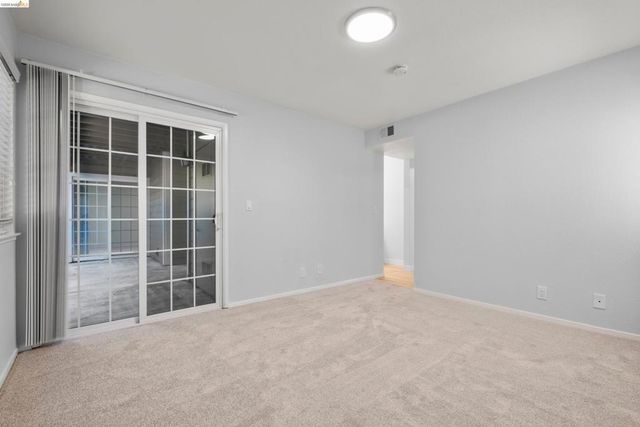 580 Canyon Oaks D, Oakland, CA 94605