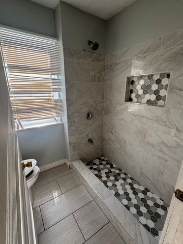 140 Clifton Ave, Brockton, MA 02301