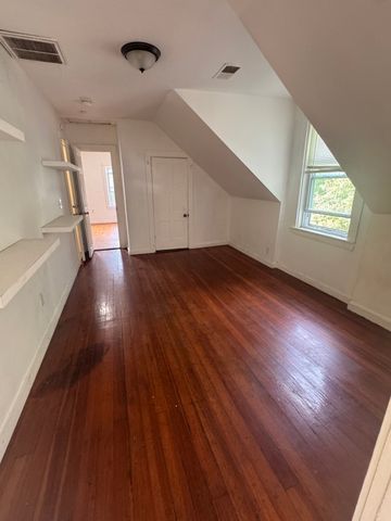 140 Clifton Ave, Brockton, MA 02301