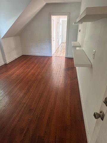 140 Clifton Ave, Brockton, MA 02301