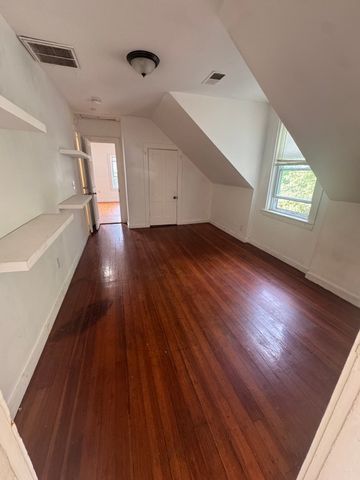 140 Clifton Ave, Brockton, MA 02301