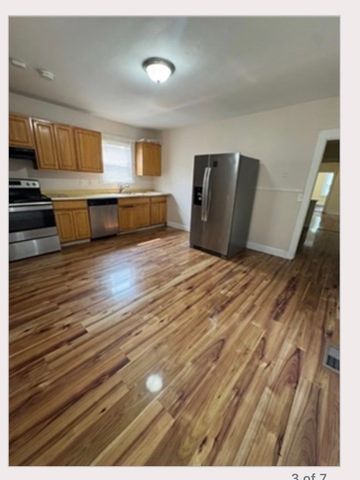 140 Clifton Ave, Brockton, MA 02301