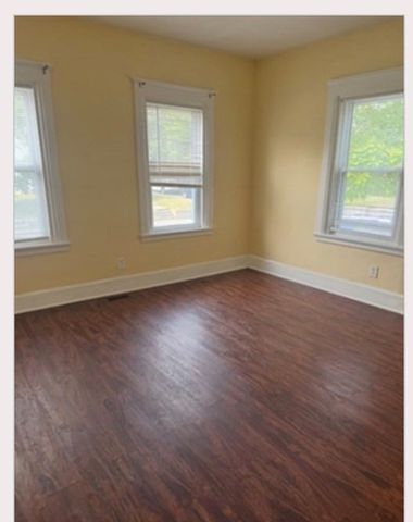 140 Clifton Ave, Brockton, MA 02301