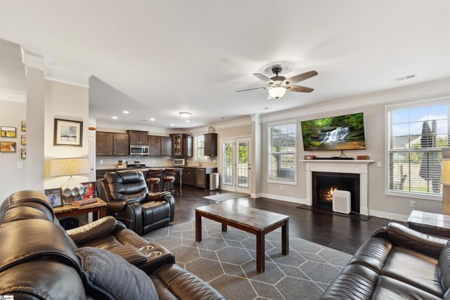 305 Drizzle Court, Duncan, SC 29334