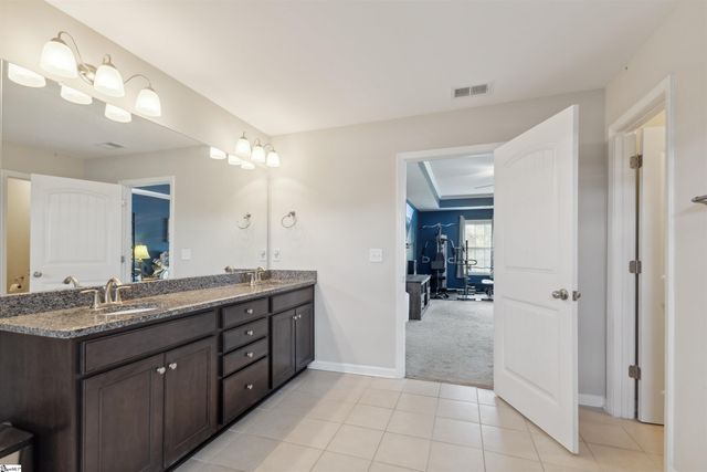 305 Drizzle Court, Duncan, SC 29334