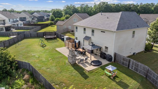 305 Drizzle Court, Duncan, SC 29334