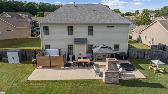 305 Drizzle Court, Duncan, SC 29334