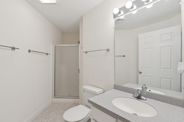4 Sterling Hill Ln Apt 431, Exeter, NH 03833