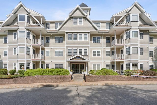 4 Sterling Hill Ln Apt 431, Exeter, NH 03833