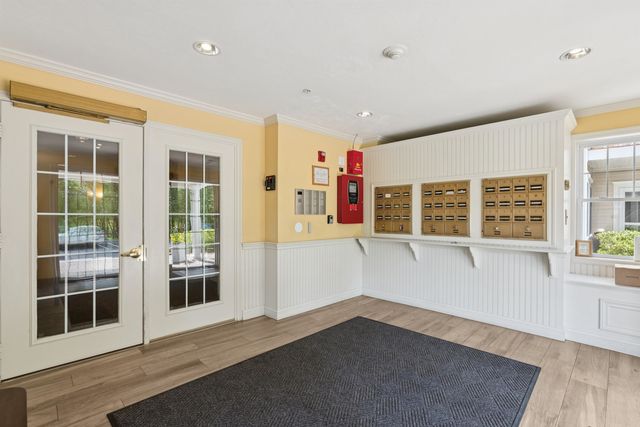 4 Sterling Hill Ln Apt 431, Exeter, NH 03833