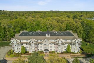 4 Sterling Hill Ln Apt 431, Exeter, NH 03833