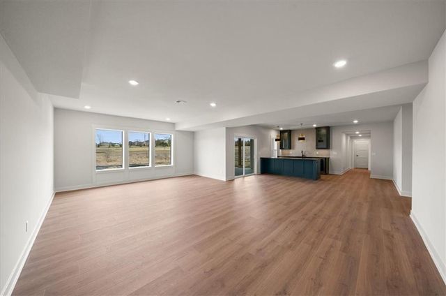 1805 SW Arbormist Drive, Lee's Summit, MO 64082