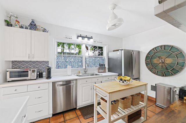 325 Greymon Drive, West Palm Beach, FL 33405