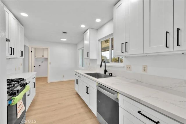 7010 Airway Avenue, Yucca Valley, CA 92284