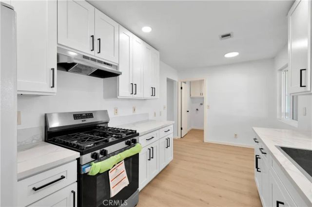 7010 Airway Avenue, Yucca Valley, CA 92284