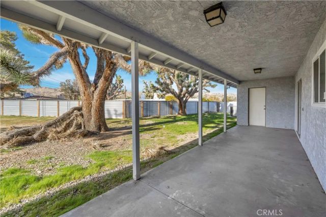 7010 Airway Avenue, Yucca Valley, CA 92284