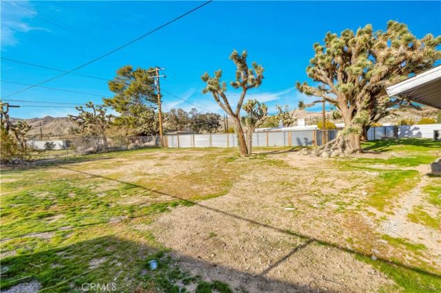7010 Airway Avenue, Yucca Valley, CA 92284
