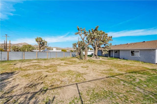 7010 Airway Avenue, Yucca Valley, CA 92284
