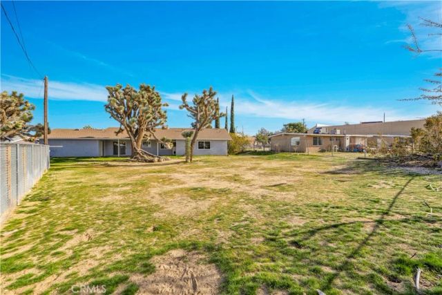 7010 Airway Avenue, Yucca Valley, CA 92284