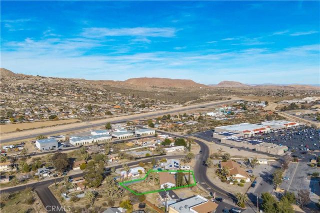 7010 Airway Avenue, Yucca Valley, CA 92284