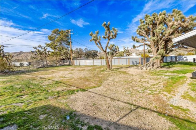 7010 Airway Avenue, Yucca Valley, CA 92284