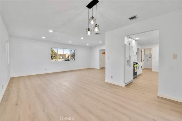 7010 Airway Avenue, Yucca Valley, CA 92284