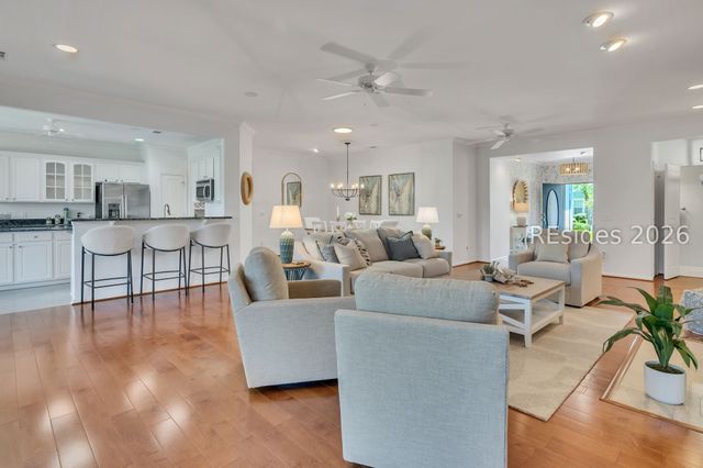 25 Columbus Cir, Bluffton, SC 29909