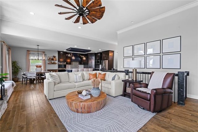 30303 Woodland Drive, Pleasant Hill, MO 64080