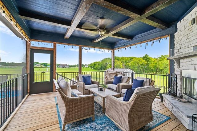 30303 Woodland Drive, Pleasant Hill, MO 64080