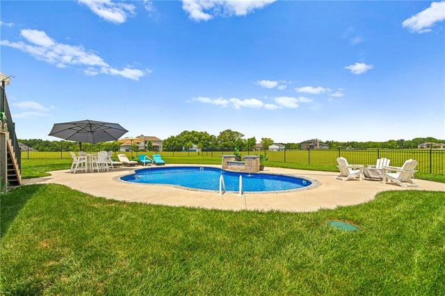 30303 Woodland Drive, Pleasant Hill, MO 64080