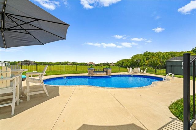 30303 Woodland Drive, Pleasant Hill, MO 64080