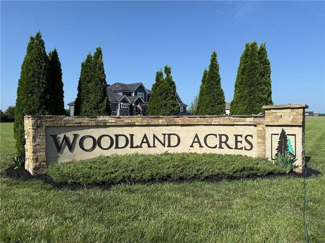 30303 Woodland Drive, Pleasant Hill, MO 64080