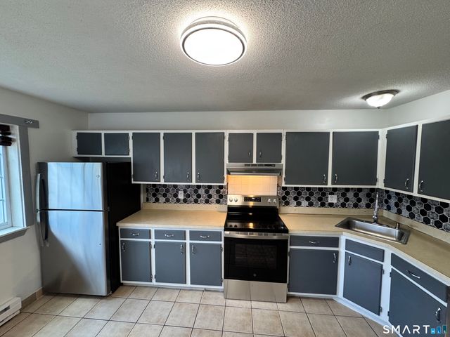 497 Scott Road 5, Waterbury, CT 06705