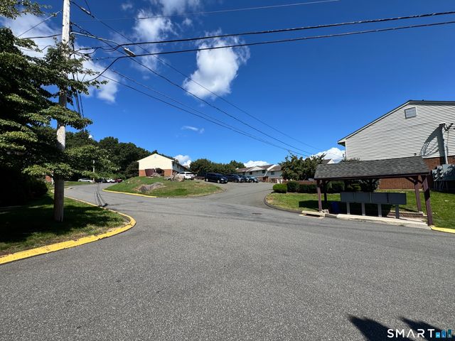 497 Scott Road 5, Waterbury, CT 06705