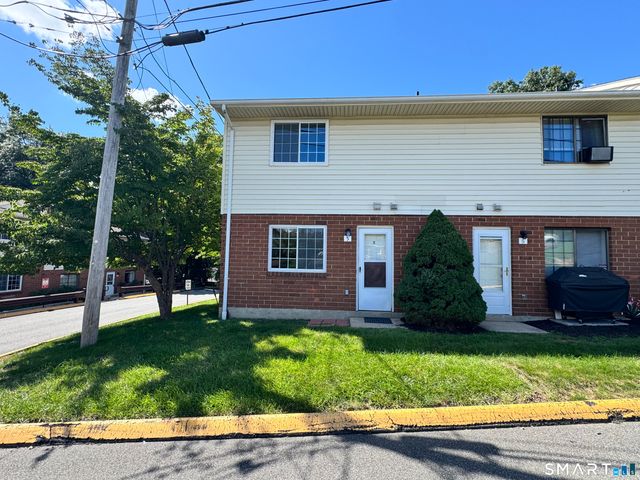 497 Scott Road 5, Waterbury, CT 06705