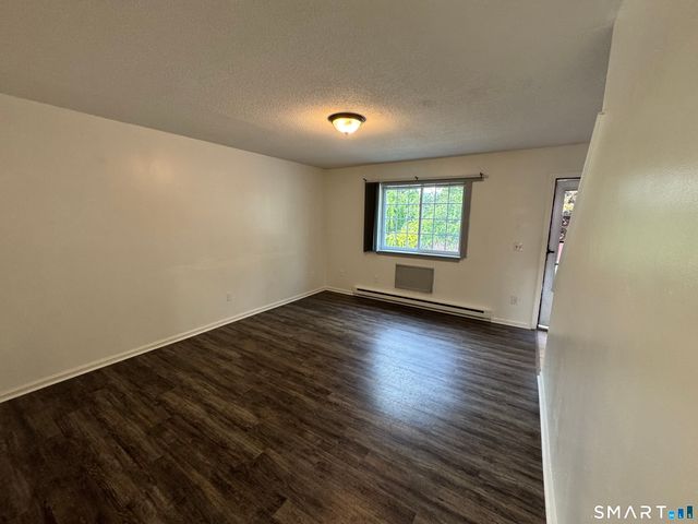 497 Scott Road 5, Waterbury, CT 06705
