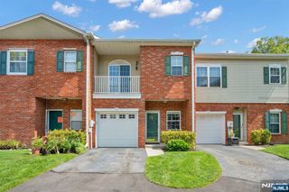 8 Allister Court, Lincoln Park Borough, NJ 07035