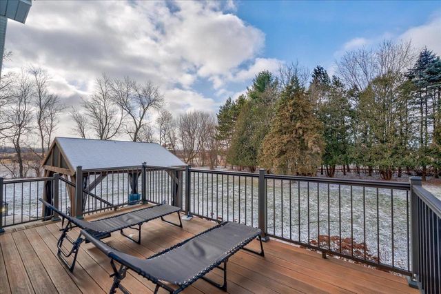 4285 Rutland Dunn Townline Road, Oregon, WI 53575